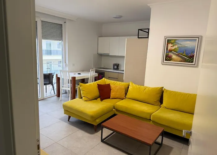 Shengjin Apartaments