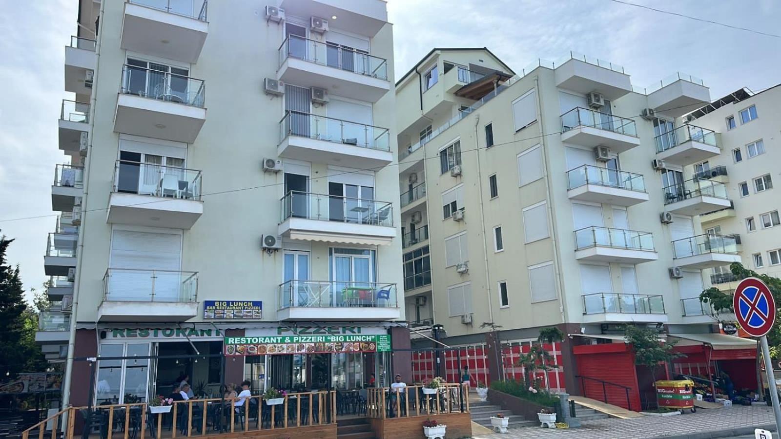 Shengjin Apartaments