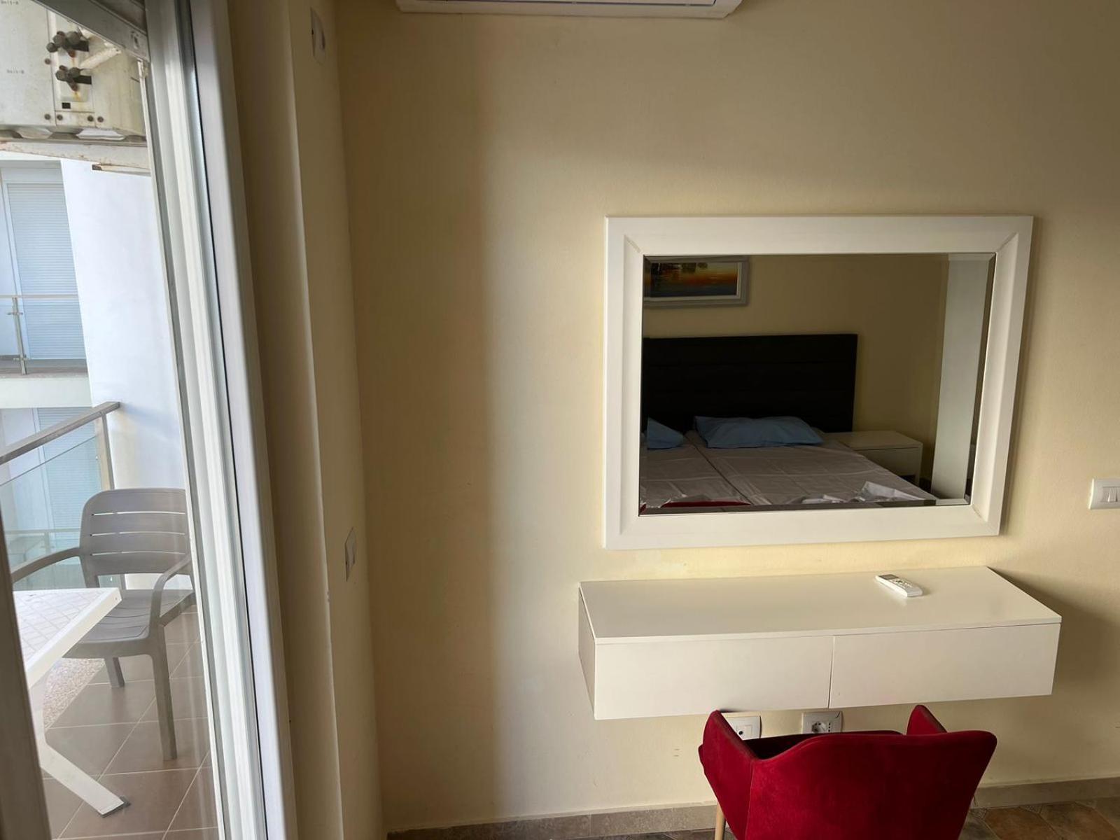 Shengjin Apartaments *